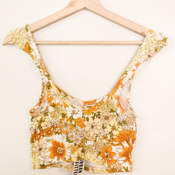 Urban Outfitters  Jewel Ruffle Cropped Tank Top Size Small - Picture 2 of 8